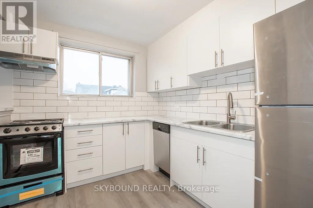 5 Napier Street, St. Catharines, Ontario  L2R 6B3 - Photo 7 - X12797702