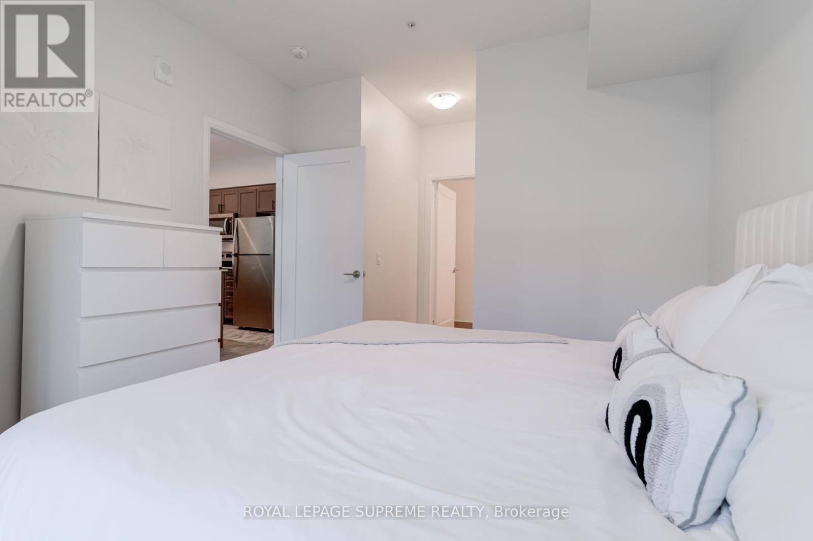 337 - 16 Concord Place, Grimsby (Grimsby Beach), Ontario  L3M 0J1 - Photo 15 - X12797768