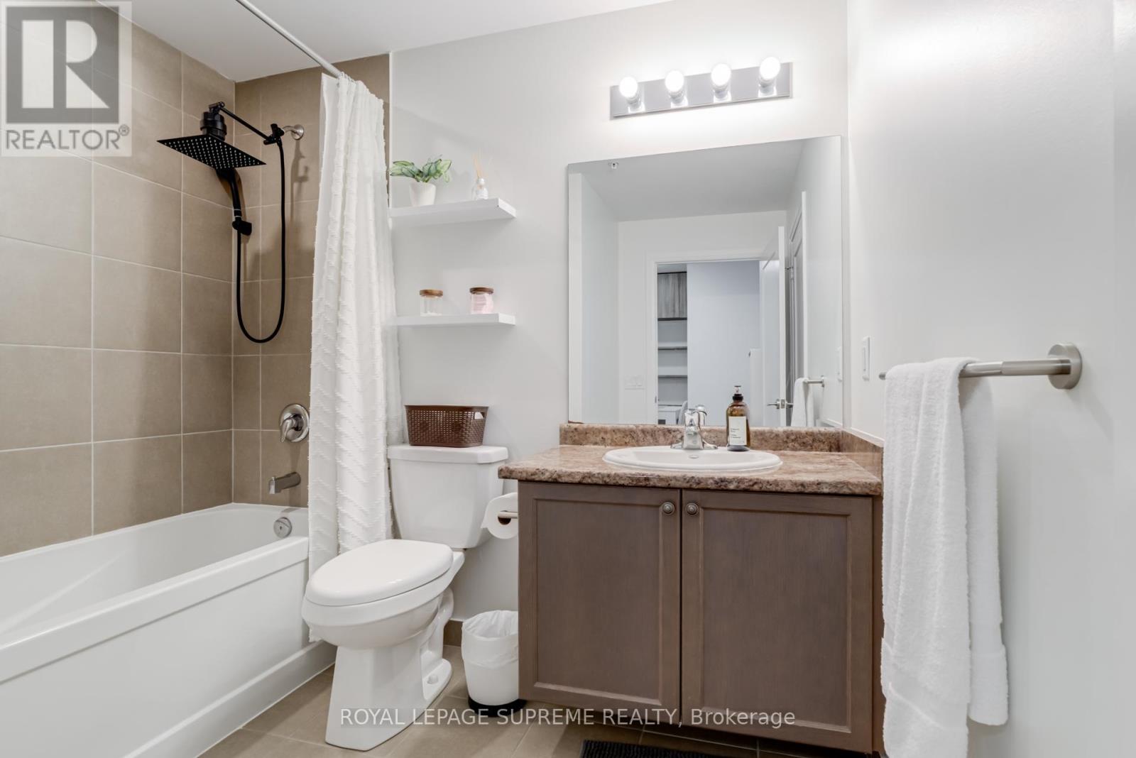 337 - 16 Concord Place, Grimsby (Grimsby Beach), Ontario  L3M 0J1 - Photo 9 - X12797768