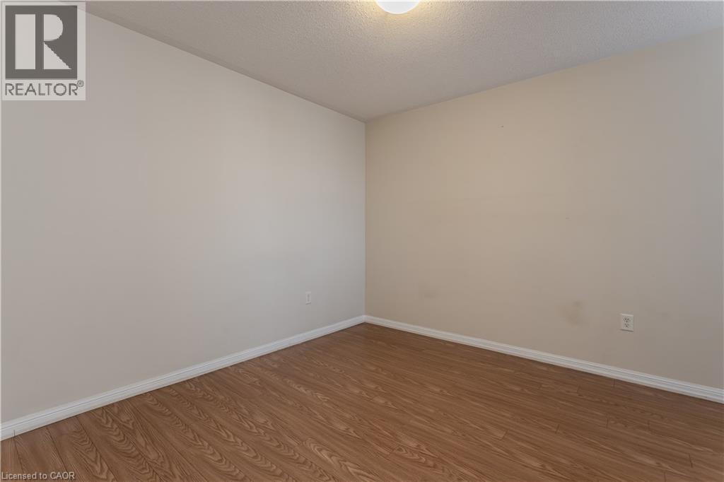 3050 Rotary Way Unit# 38, Burlington, Ontario  L7M 0G8 - Photo 36 - 40802986