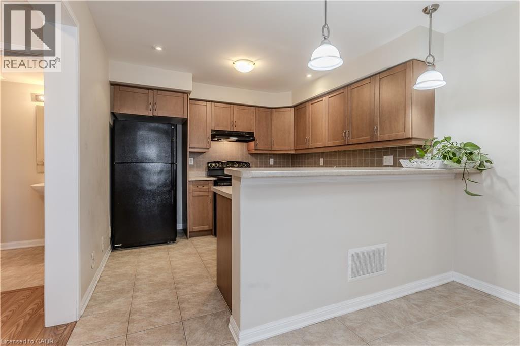 3050 Rotary Way Unit# 38, Burlington, Ontario  L7M 0G8 - Photo 21 - 40802986