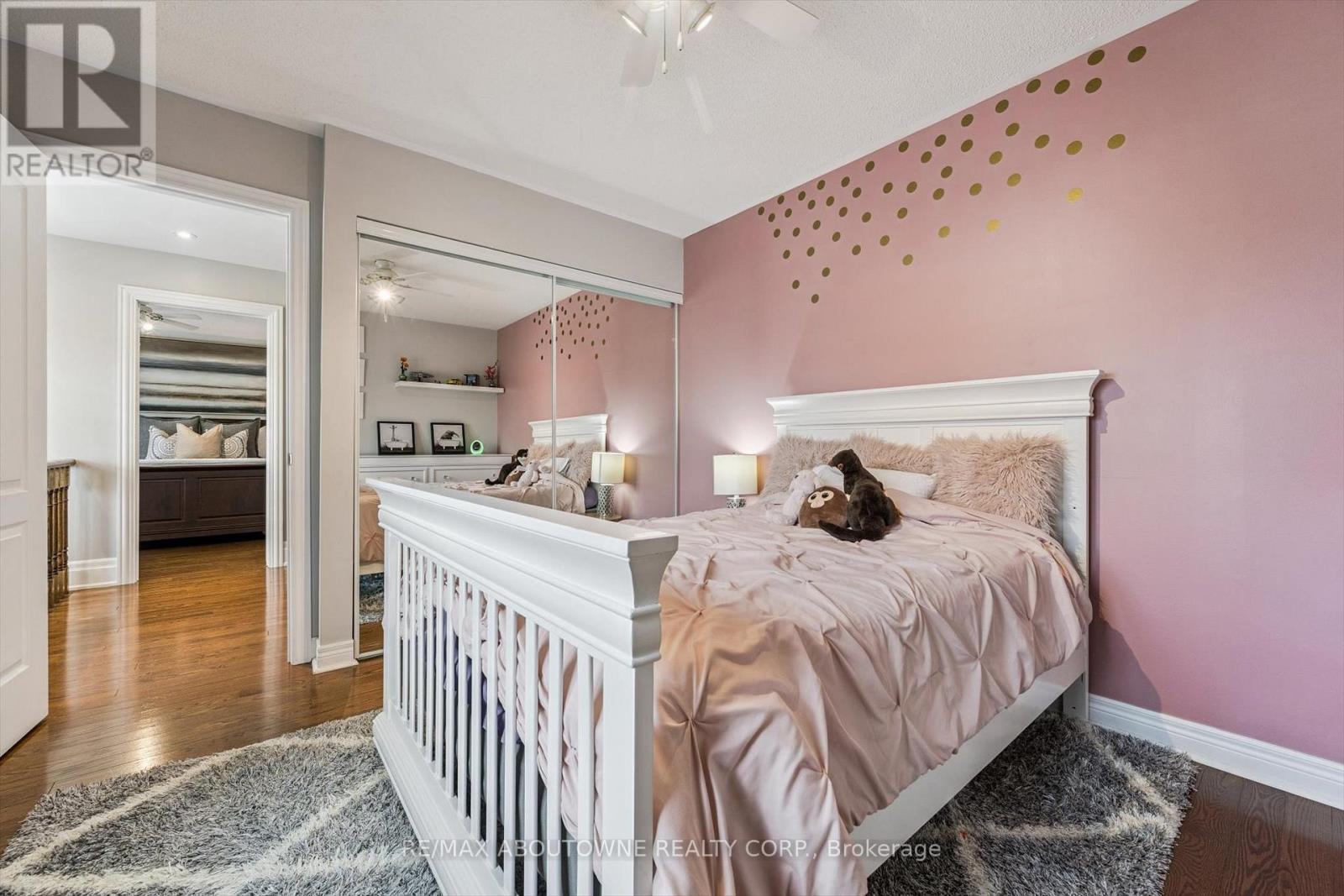 256 Lexington Road, Oakville, Ontario  L6H 6L9 - Photo 34 - W12797502