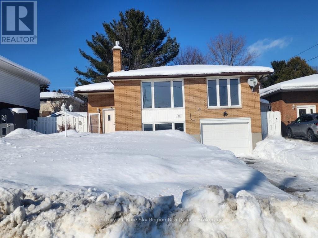 88 BEVERLY ROAD, North Bay, Ontario
