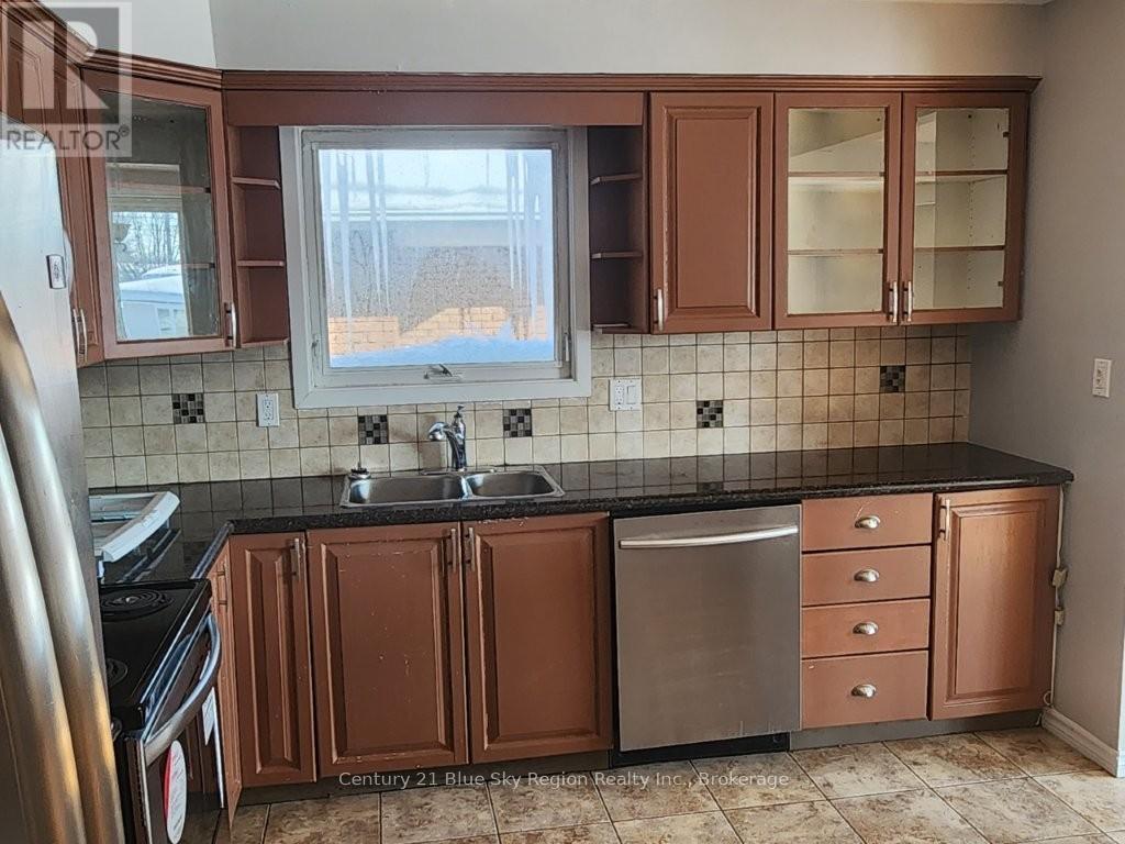 88 Beverly Road, North Bay, Ontario  P1B 7P8 - Photo 9 - X12797930