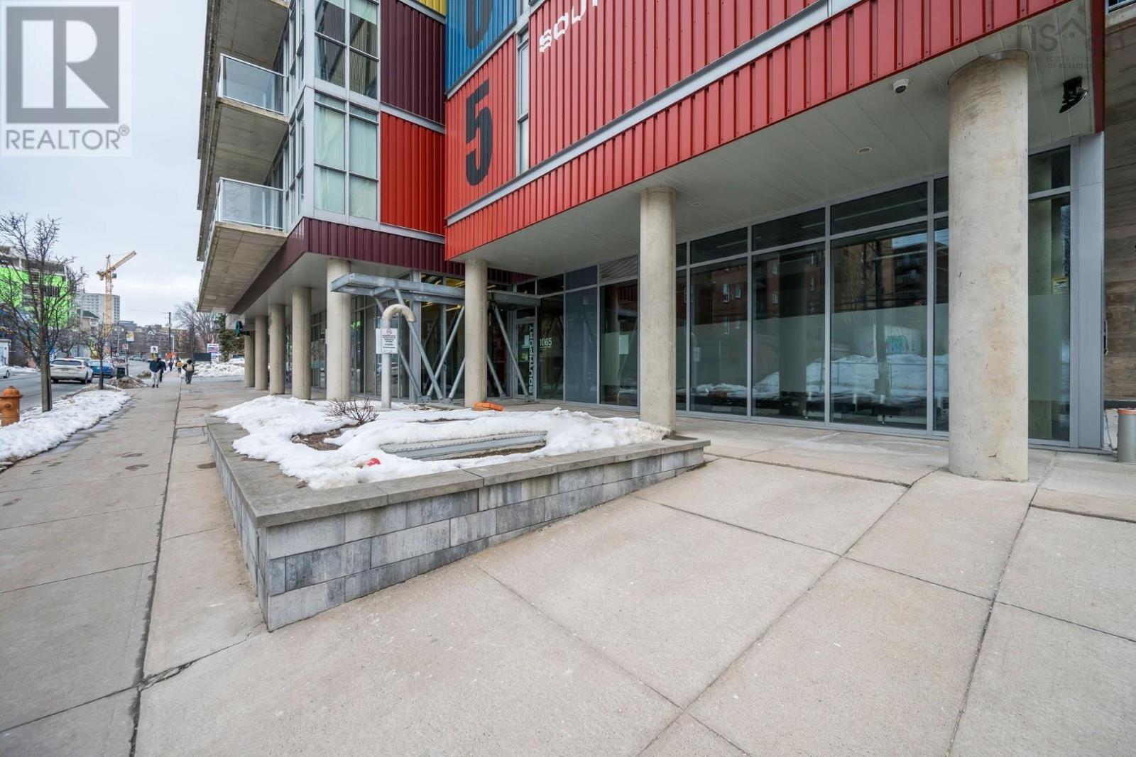 527 1065 Barrington Street, Halifax, Nova Scotia  B3H 0B7 - Photo 2 - 202602972