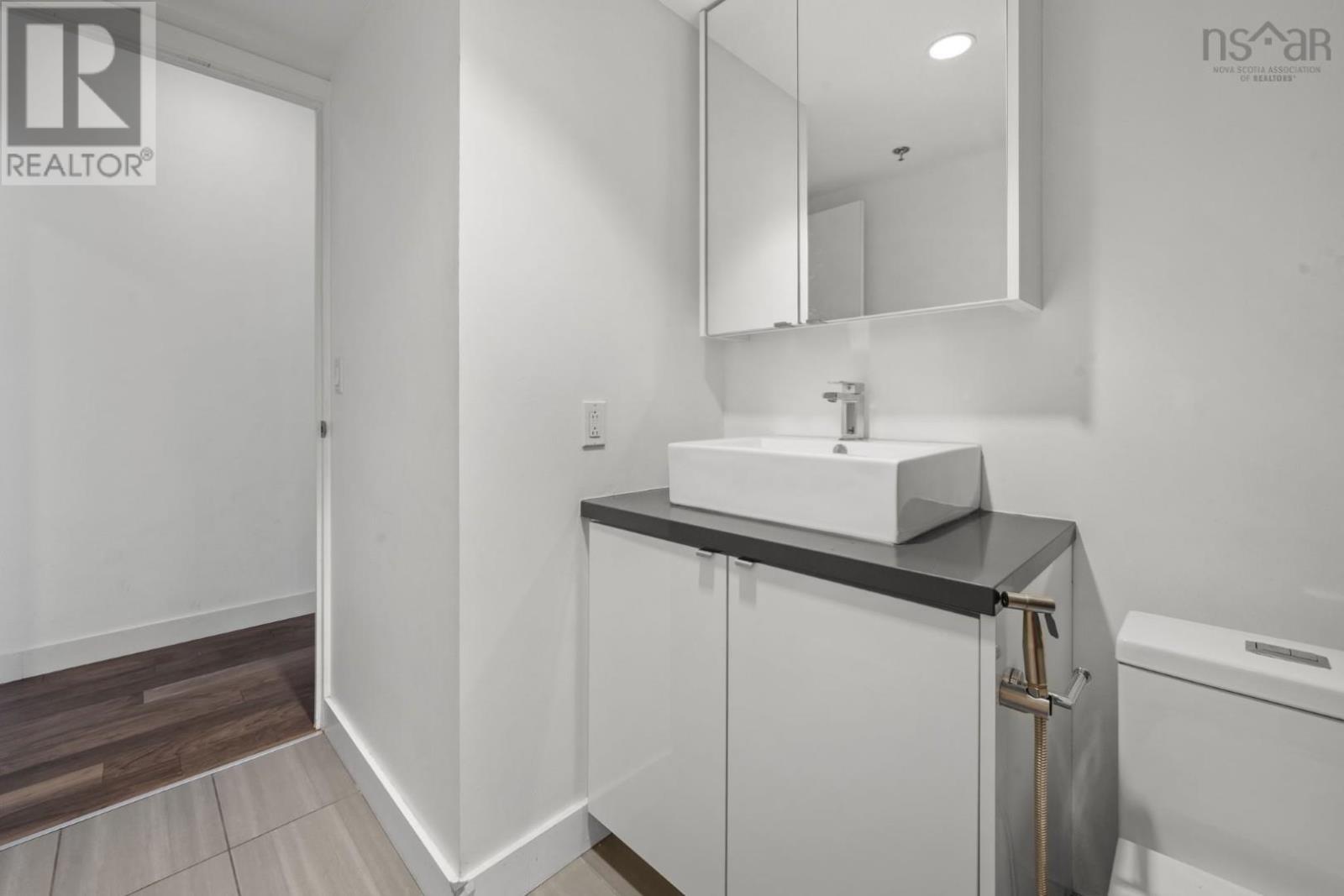 527 1065 Barrington Street, Halifax, Nova Scotia  B3H 0B7 - Photo 27 - 202602972
