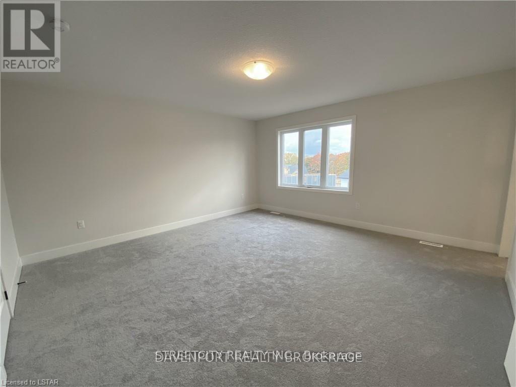 18 Julie Crescent, London South, Ontario  N5Z 0A9 - Photo 8 - X12797444