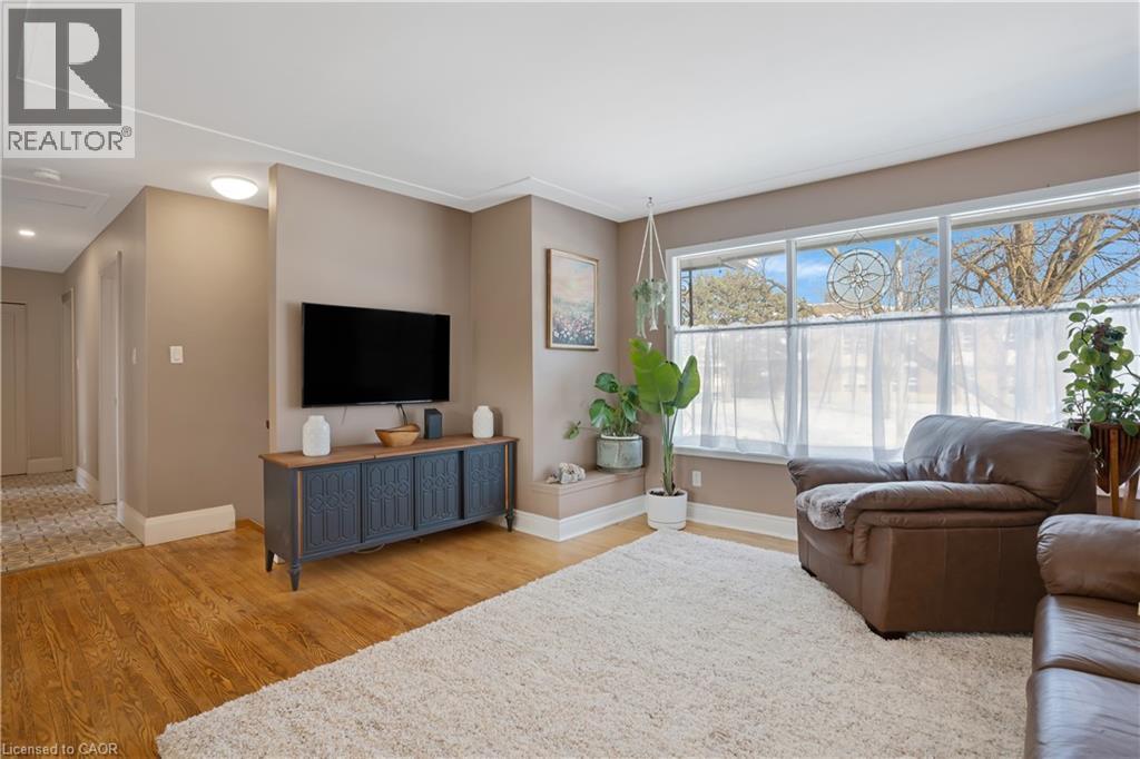 162 Indian Road, Kitchener, Ontario  N2B 2S5 - Photo 10 - 40805667