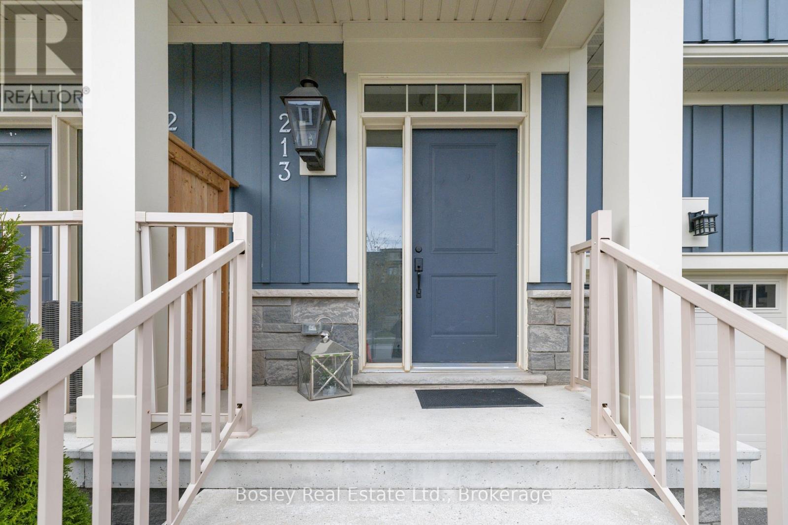 Third picture of 213 YELLOW BIRCH CRESCENT