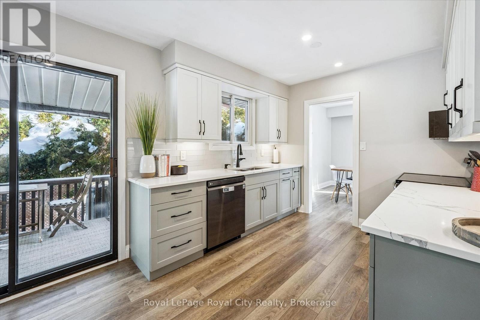 26 Vista Terrace, Guelph, Ontario N1E 1A1 - Photo 13 - X12797982