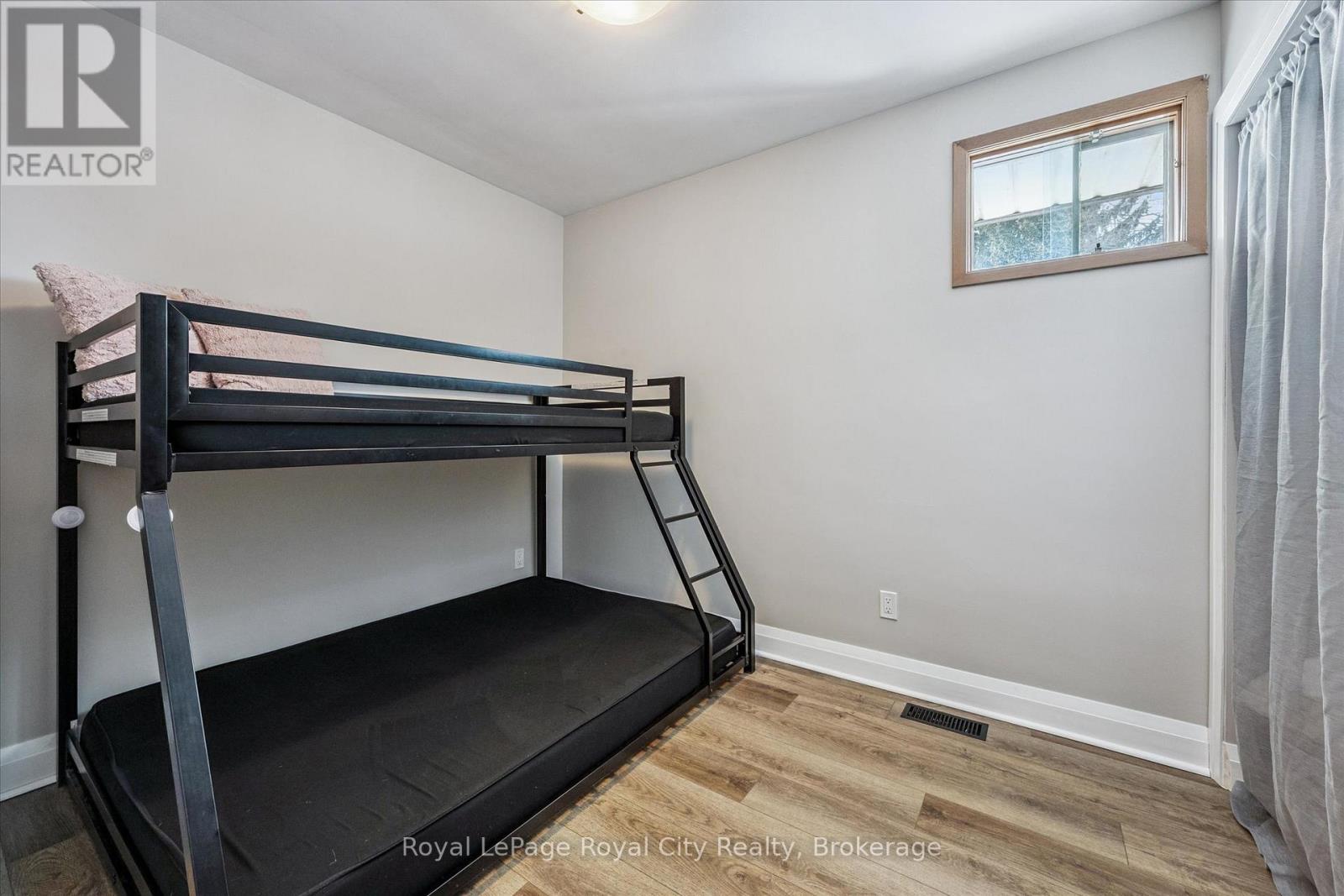 26 Vista Terrace, Guelph, Ontario N1E 1A1 - Photo 17 - X12797982