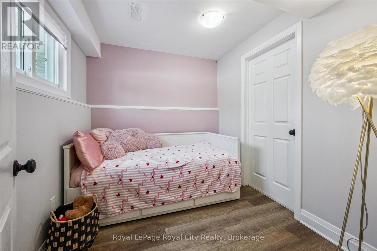 26 Vista Terrace, Guelph, Ontario N1E 1A1 - Photo 24 - X12797982