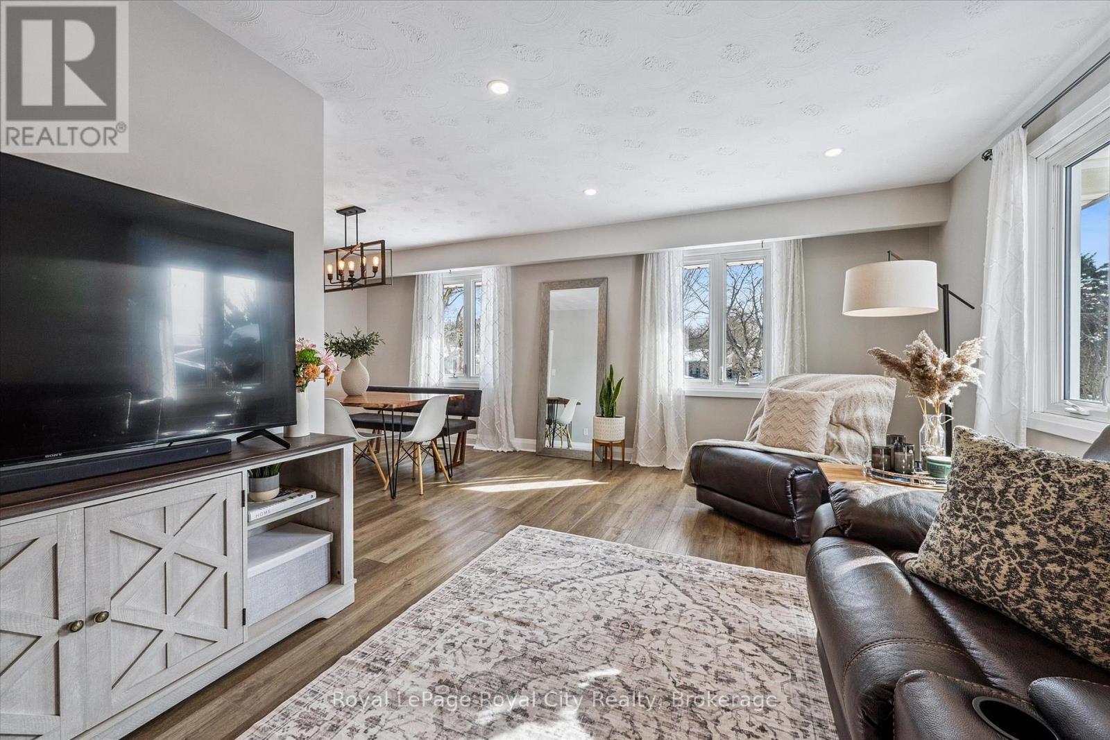 26 Vista Terrace, Guelph, Ontario N1E 1A1 - Photo 7 - X12797982