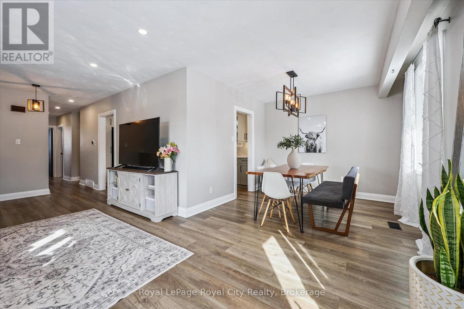 26 Vista Terrace, Guelph, Ontario N1E 1A1 - Photo 8 - X12797982