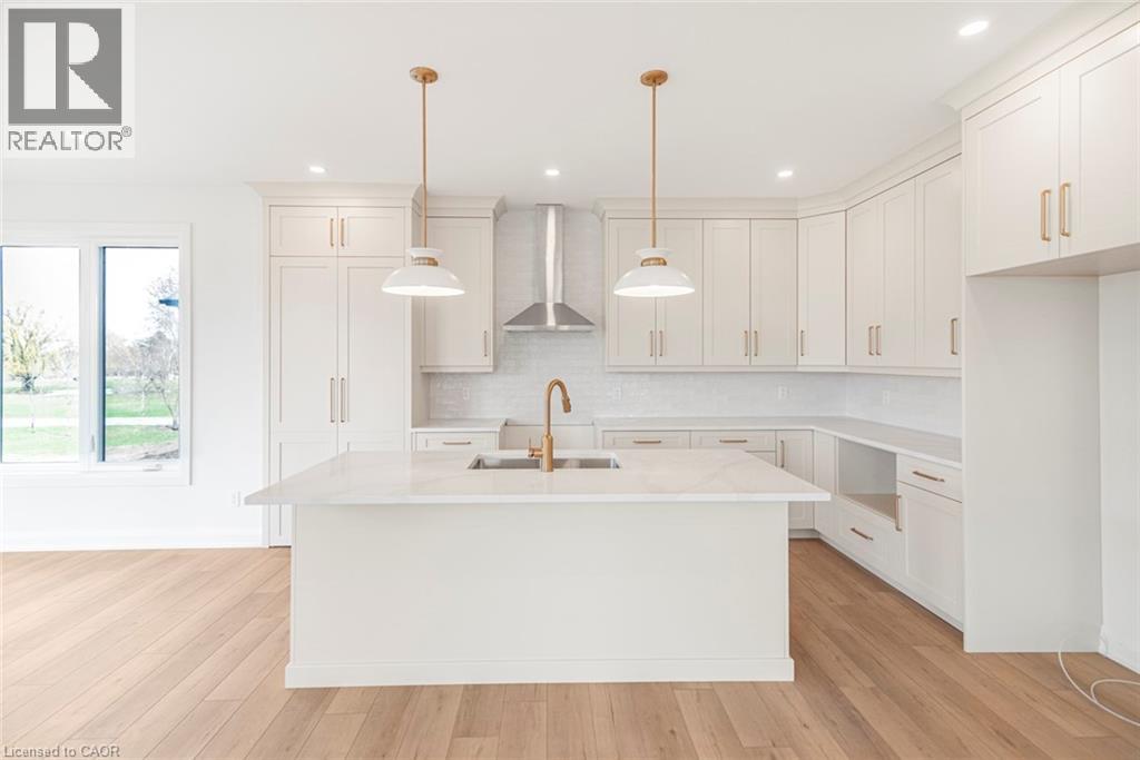 4364 Victoria Avenue, Vineland, Ontario  L0R 2E0 - Photo 2 - 40793070