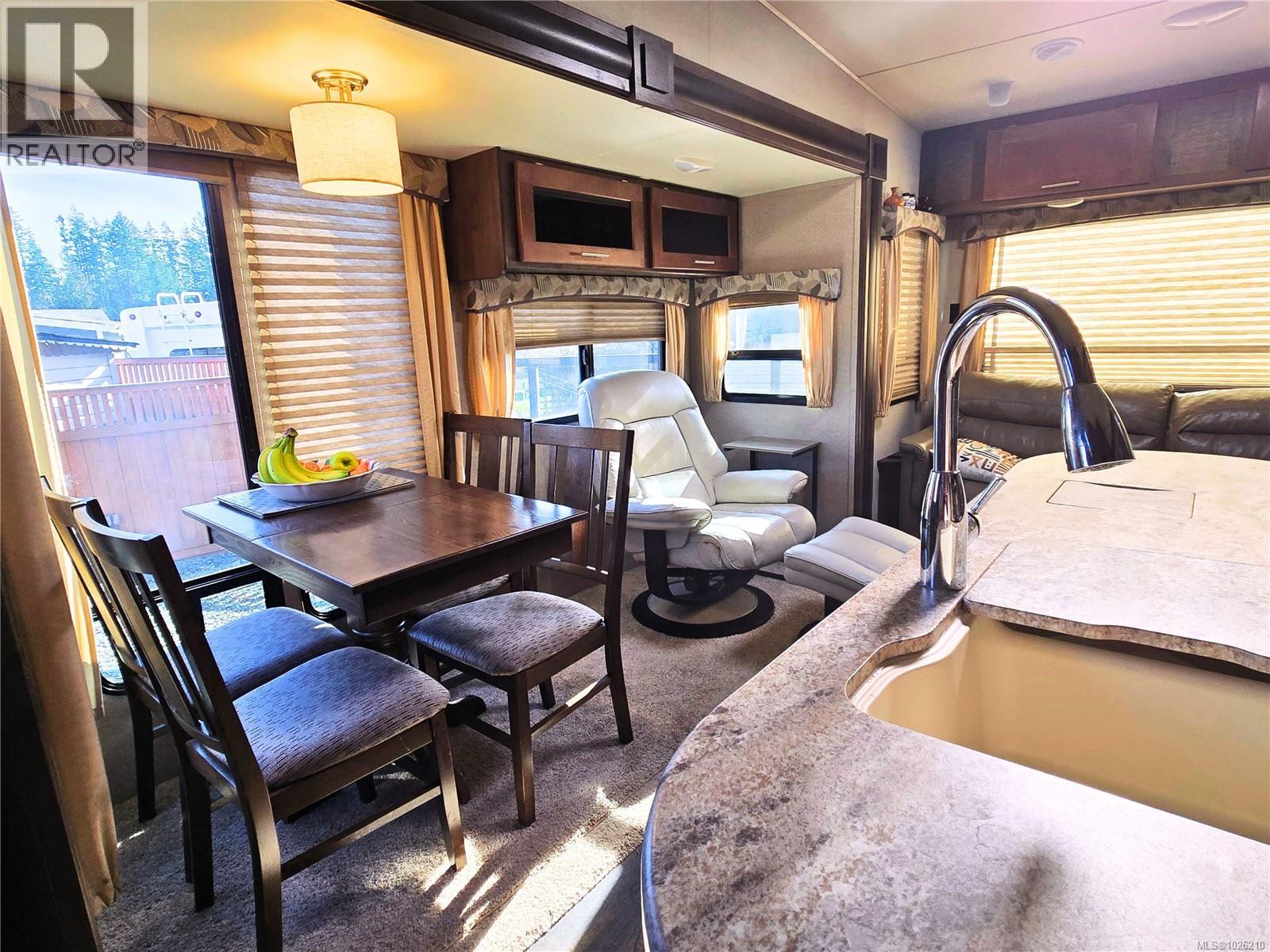 1105 Woss Lake Dr, Nanaimo, British Columbia  V9R 6X7 - Photo 10 - 1026210