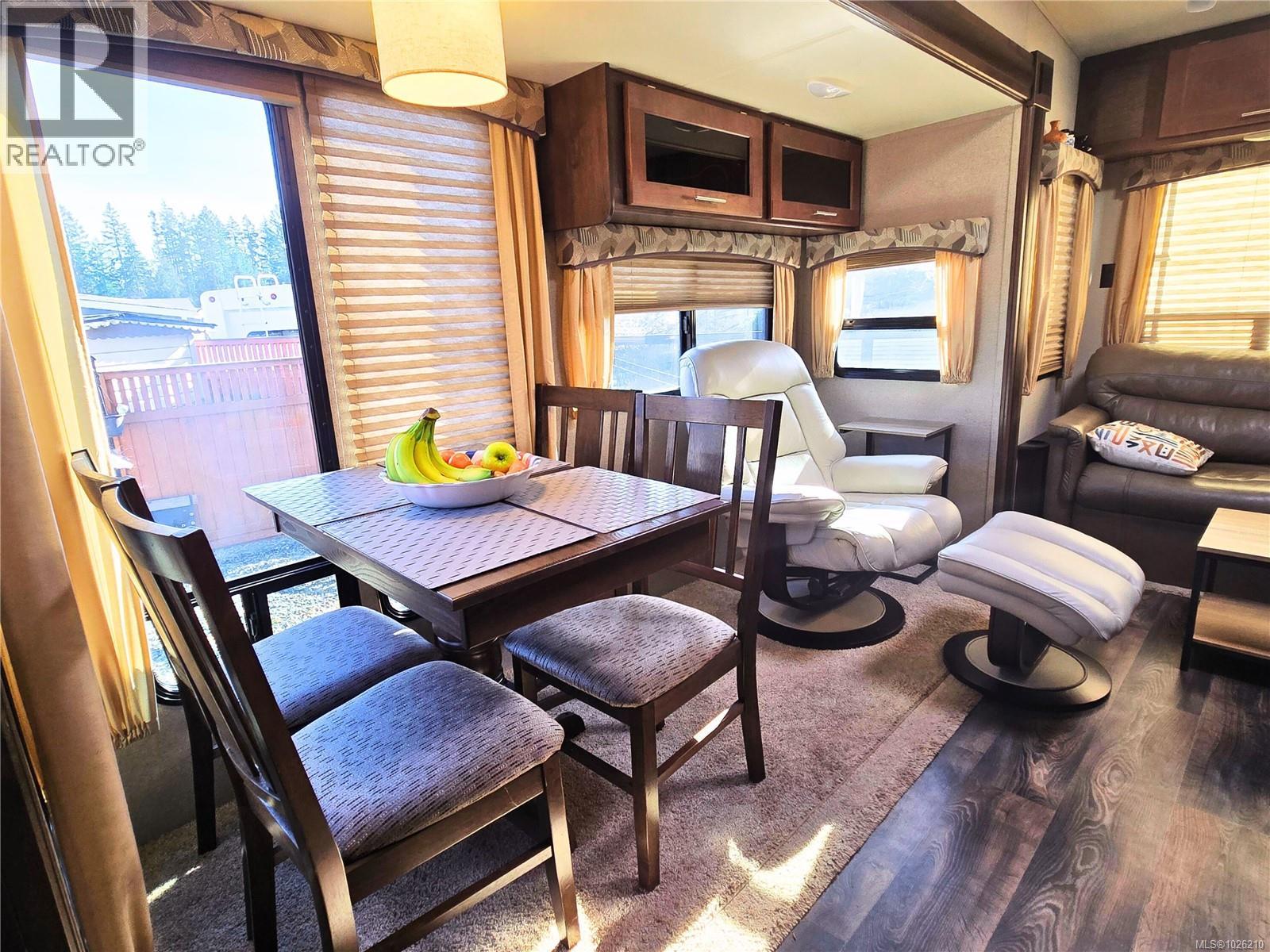 1105 Woss Lake Dr, Nanaimo, British Columbia  V9R 6X7 - Photo 5 - 1026210