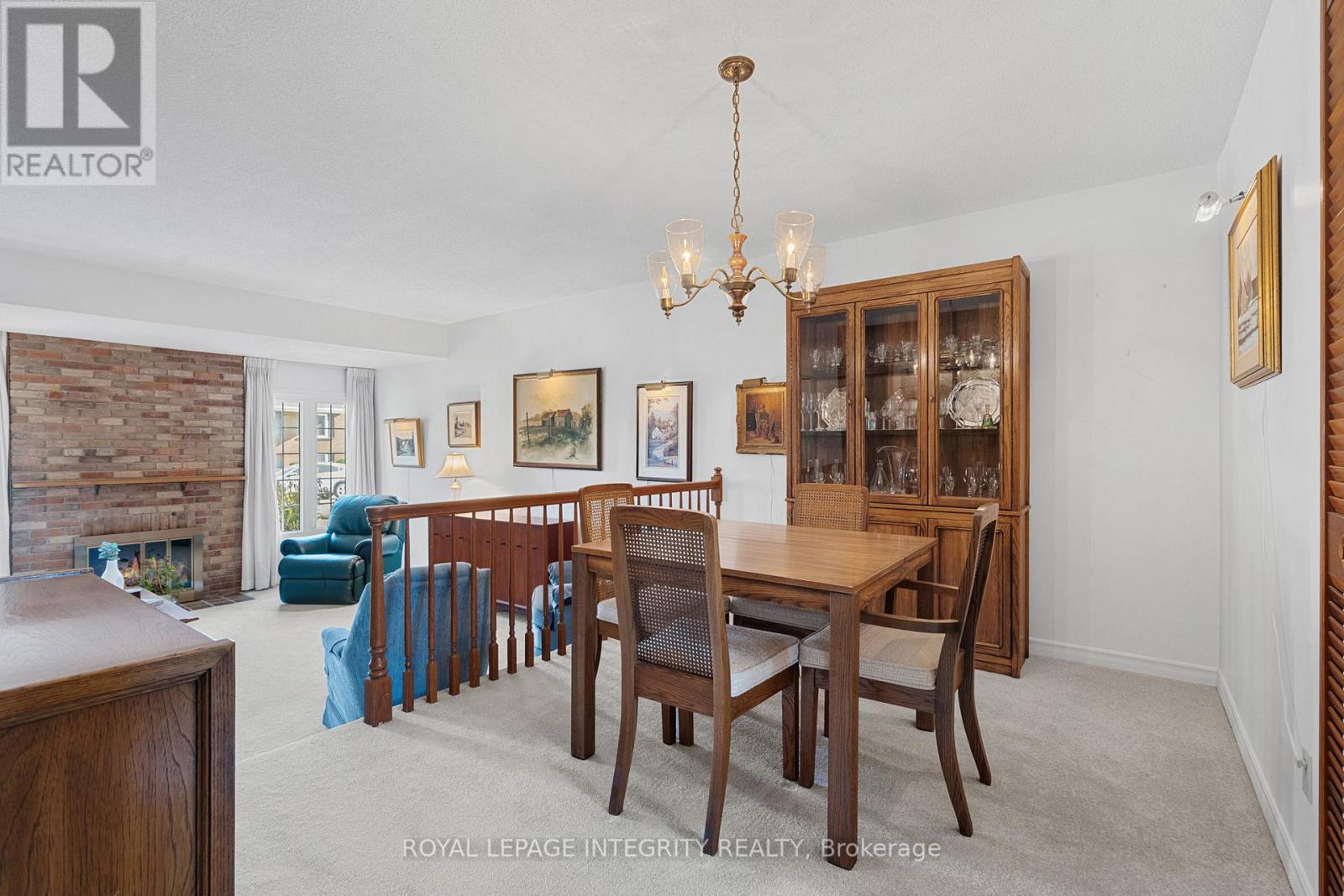 12 Wynford Avenue, Ottawa, Ontario  K2G 3Z3 - Photo 10 - X12798030