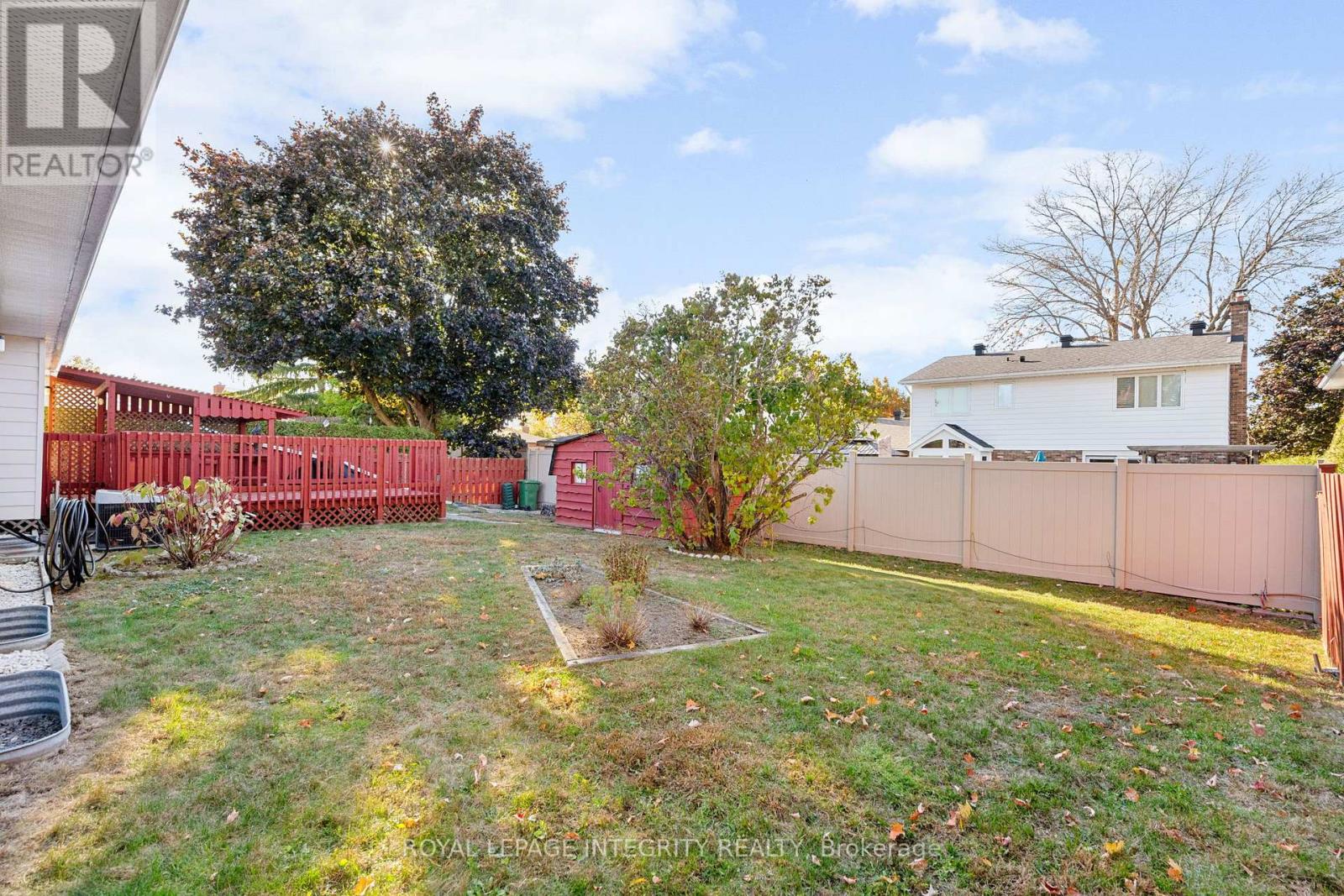 12 Wynford Avenue, Ottawa, Ontario  K2G 3Z3 - Photo 39 - X12798030