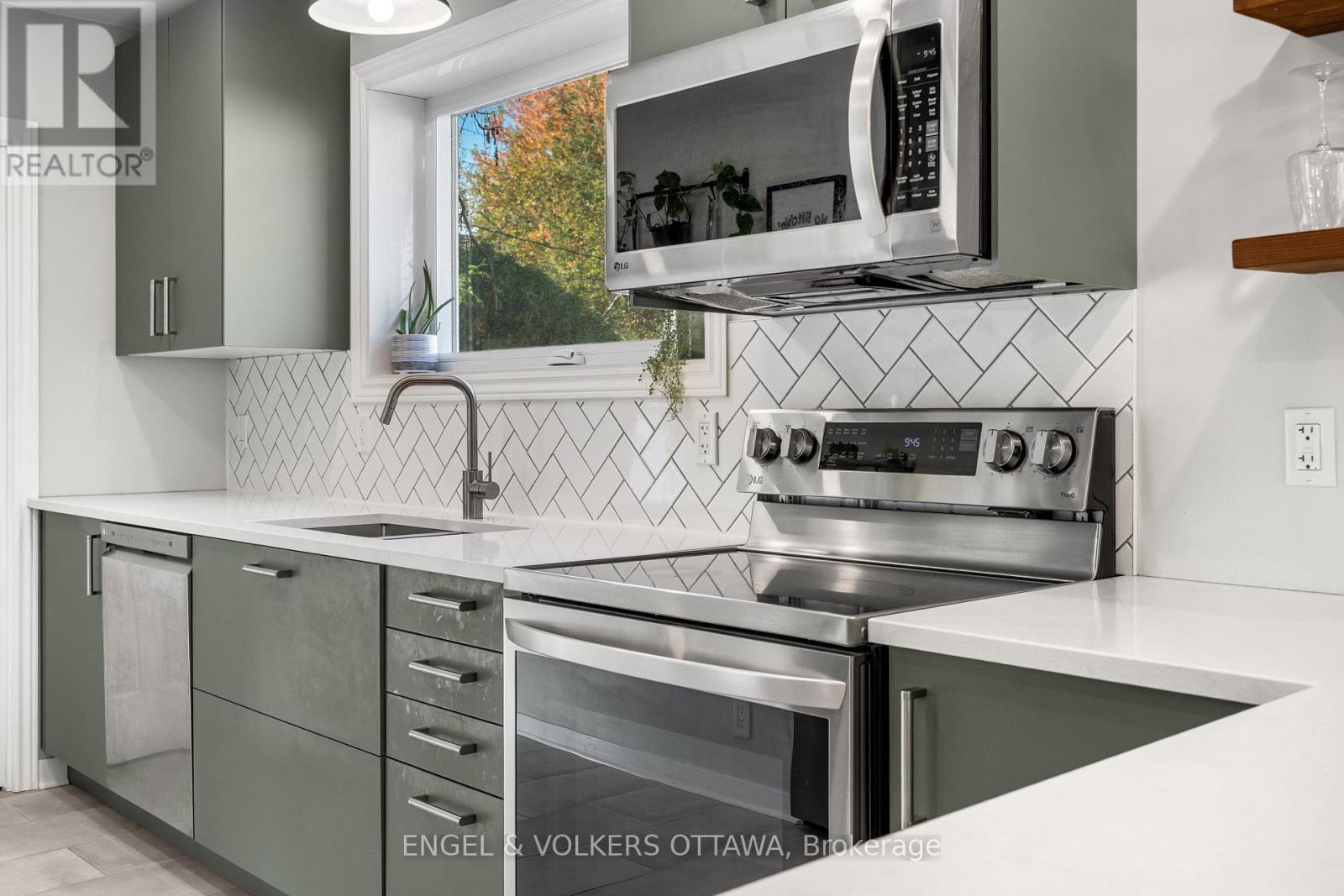 1270 Cheverton Avenue, Ottawa, Ontario  K1H 7P6 - Photo 13 - X12798040