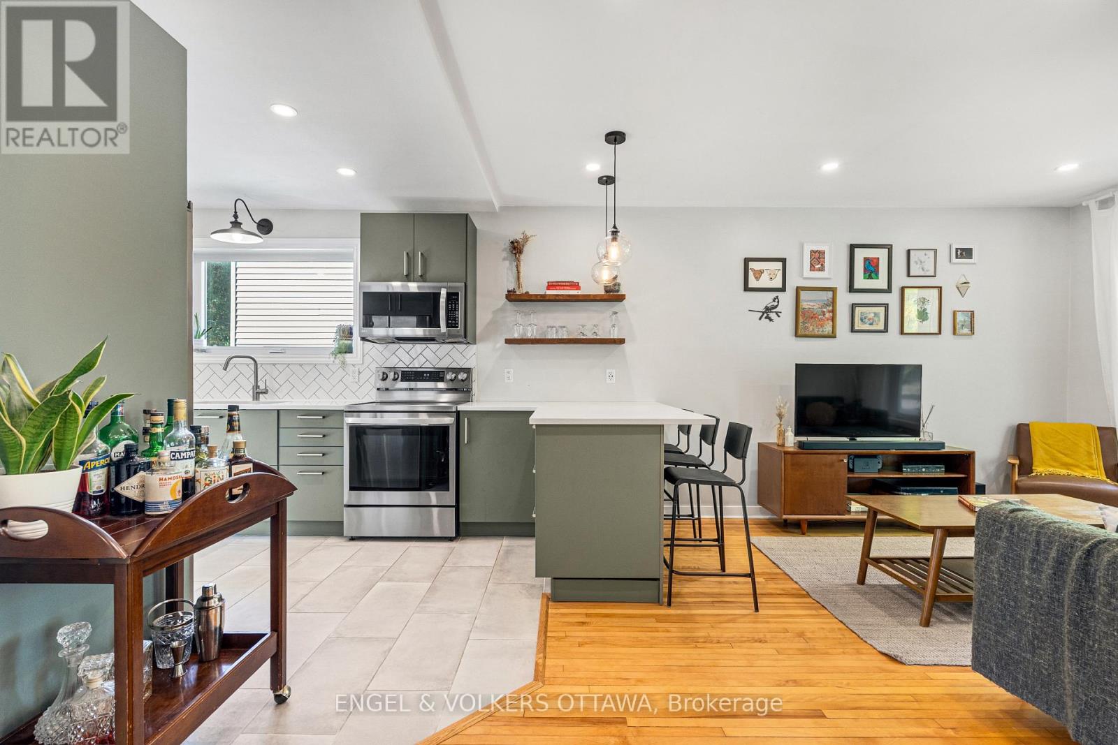 1270 Cheverton Avenue, Ottawa, Ontario  K1H 7P6 - Photo 7 - X12798040