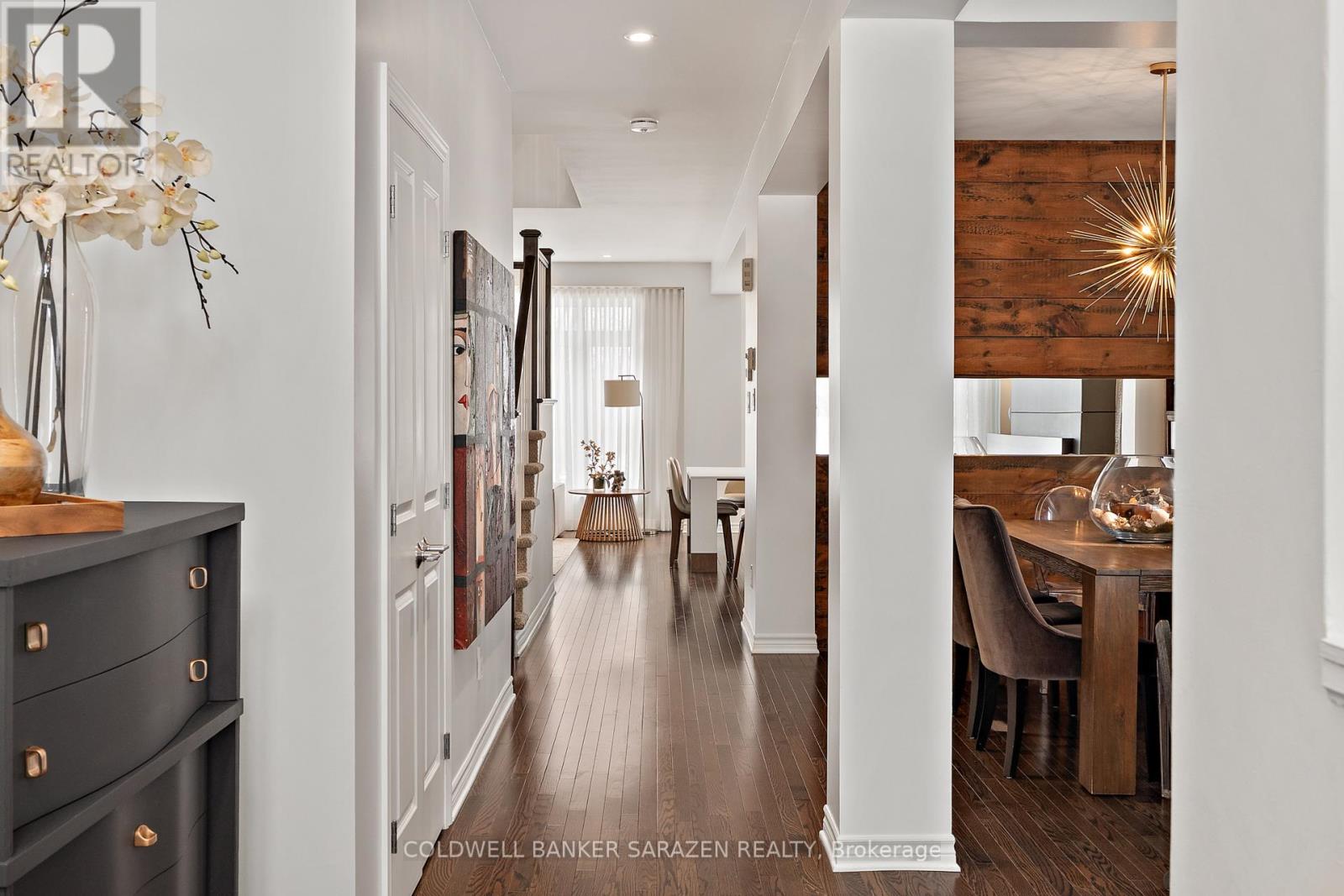 179 Gracewood Crescent, Ottawa, Ontario  K1T 0J3 - Photo 3 - X12798098