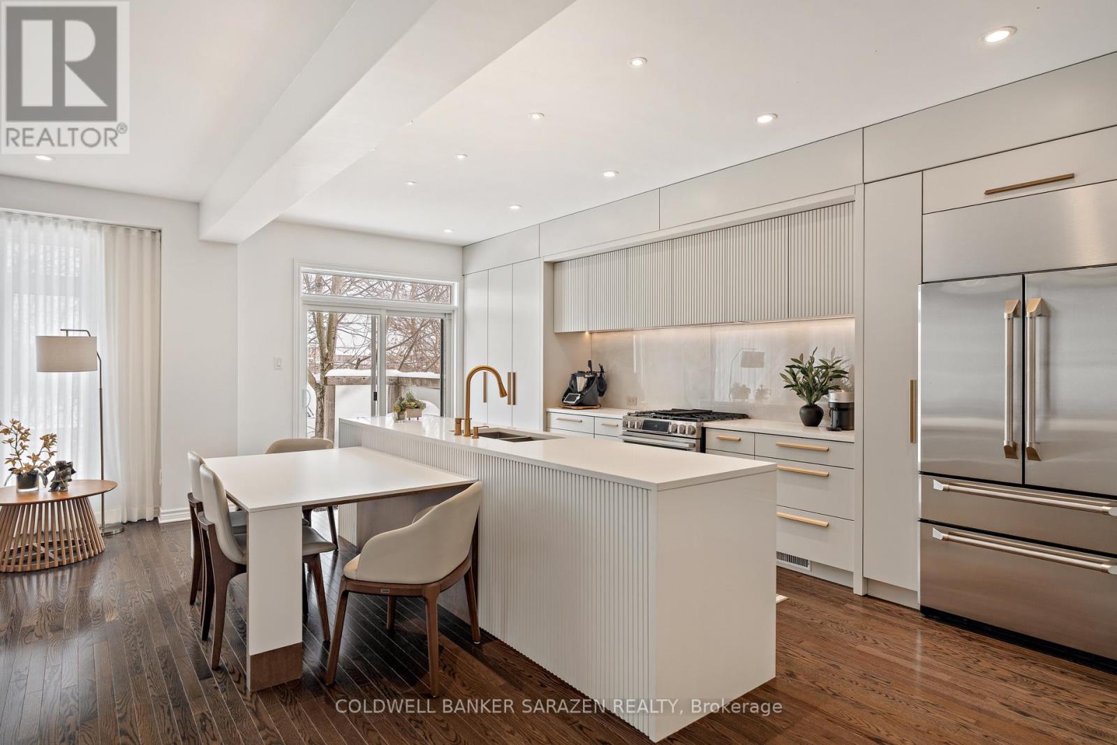 179 Gracewood Crescent, Ottawa, Ontario  K1T 0J3 - Photo 9 - X12798098