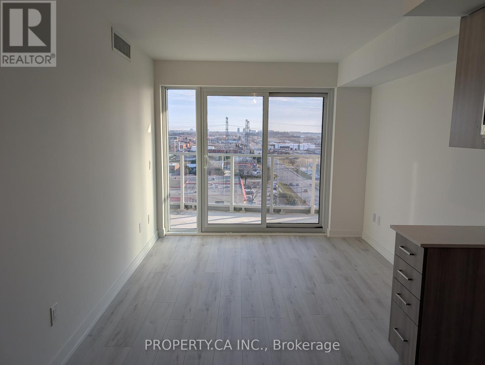 1203 - 1010 Sandy Beach Road, Pickering, Ontario  L1W 0C7 - Photo 5 - E12797784