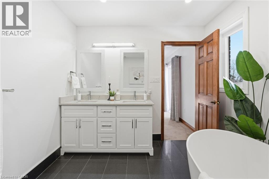 29 President Drive, Stoney Creek, Ontario  L8G 4H2 - Photo 26 - 40803938