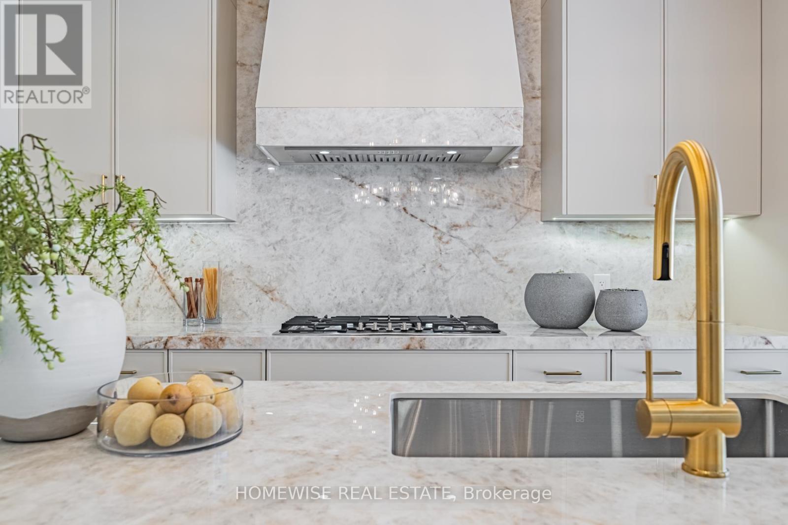 306 Manor Road E, Toronto, Ontario  M4S 1S2 - Photo 9 - C12797372