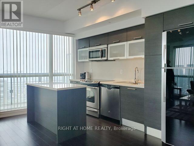 3302 - 386 Yonge Street, Toronto, Ontario  M5B 0A5 - Photo 3 - C12798044