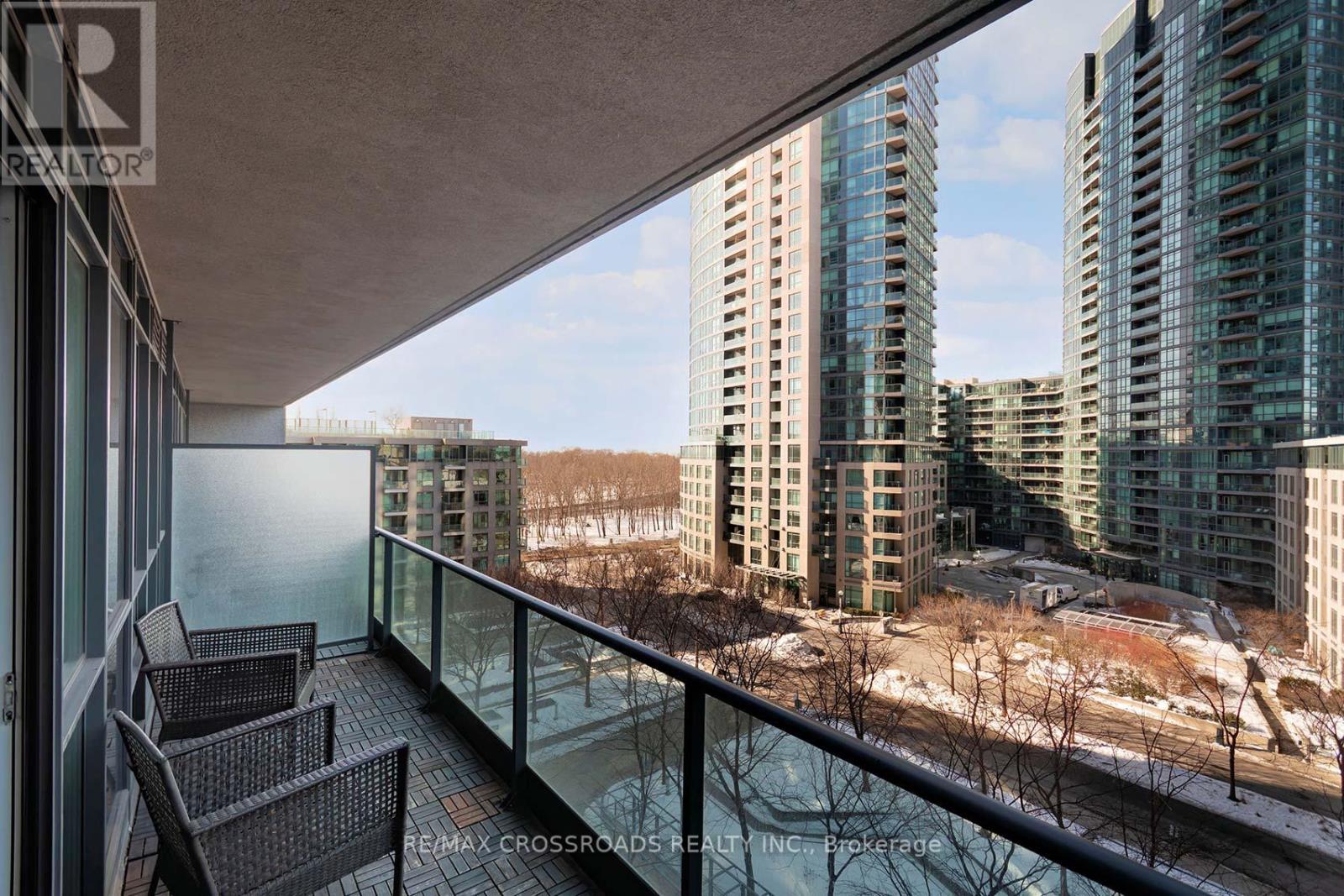 755 - 209 Fort York Boulevard, Toronto, Ontario  M5V 4A1 - Photo 21 - C12798080