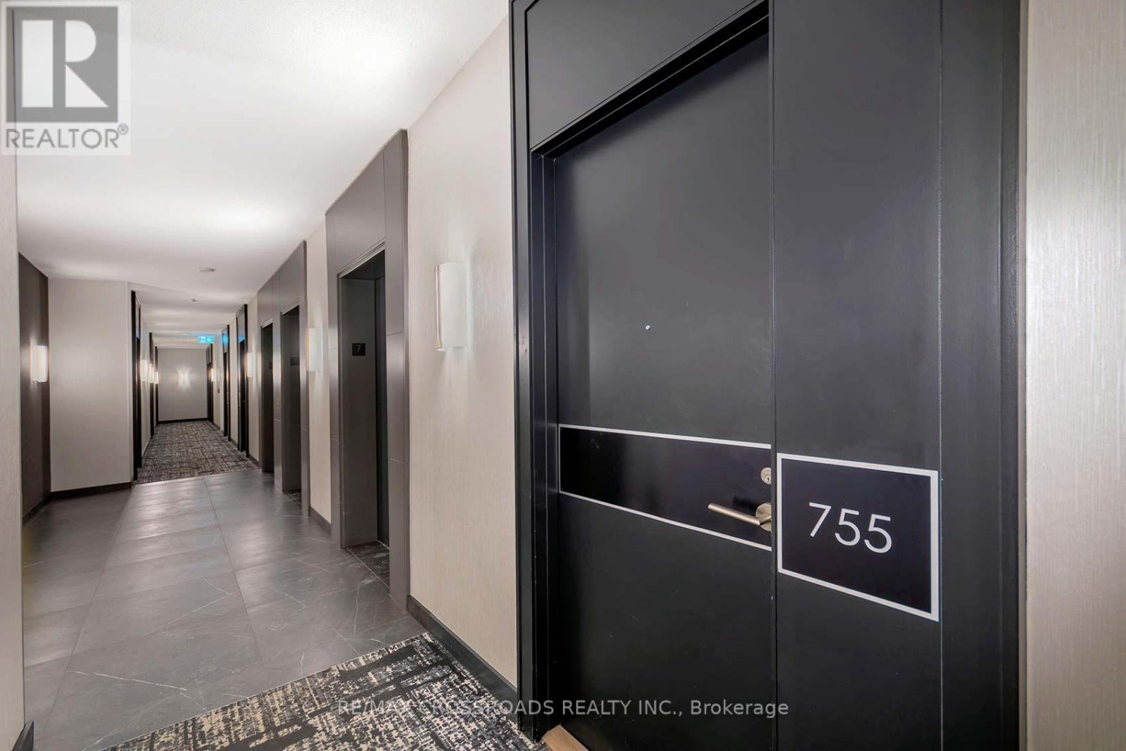 755 - 209 Fort York Boulevard, Toronto, Ontario  M5V 4A1 - Photo 8 - C12798080