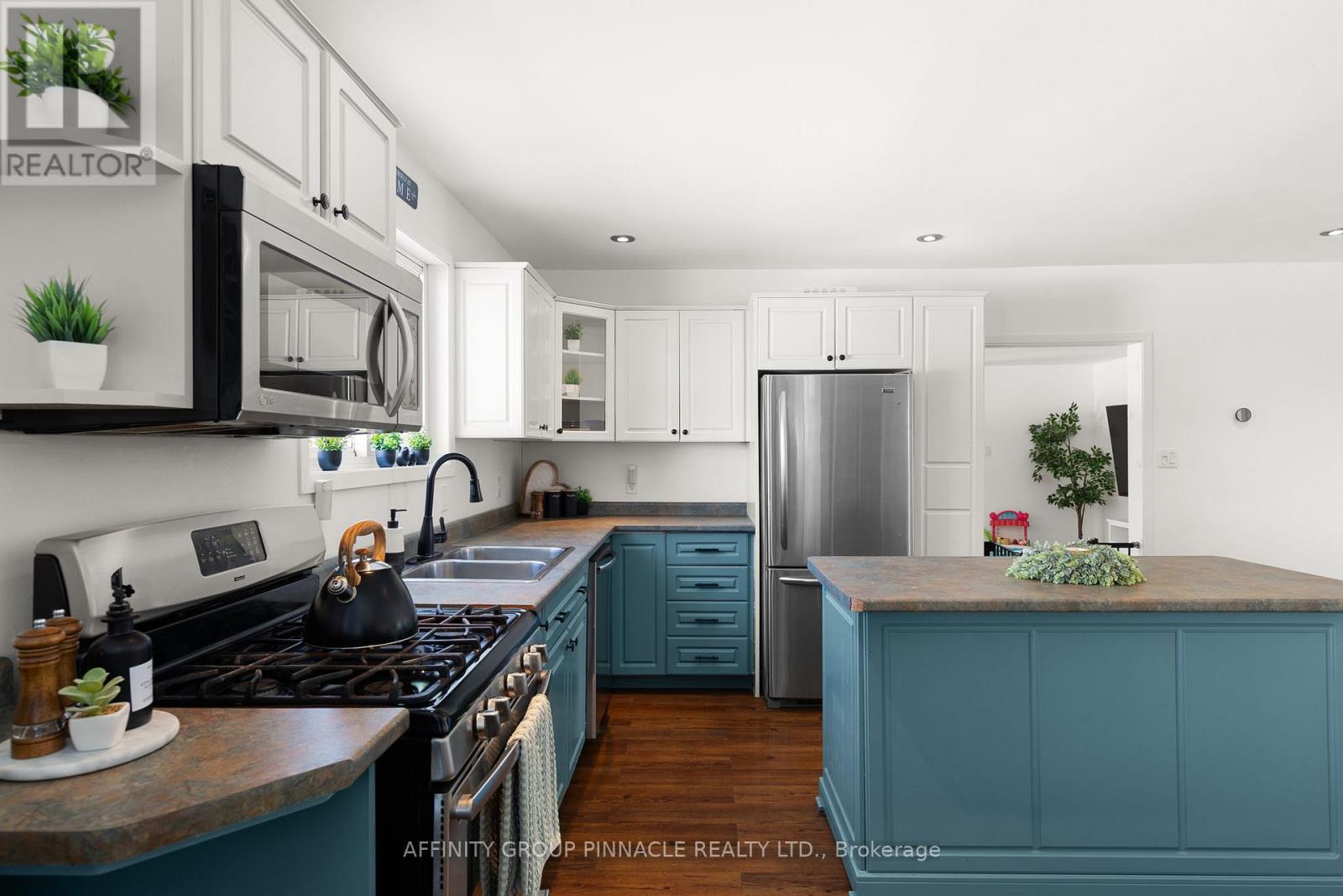 2378 Monck Road, Kawartha Lakes, Ontario  K0M 2B0 - Photo 12 - X12797806