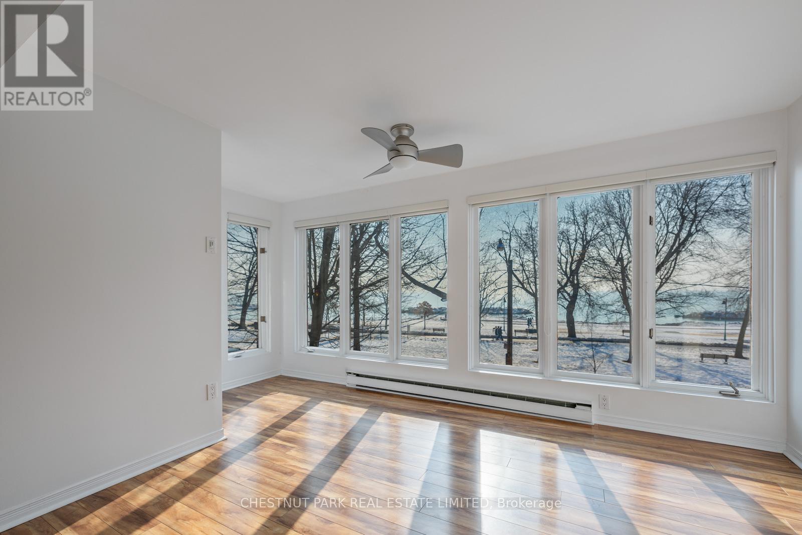 108 Hubbard Boulevard, Toronto, Ontario  M4E 1A6 - Photo 13 - E12797968