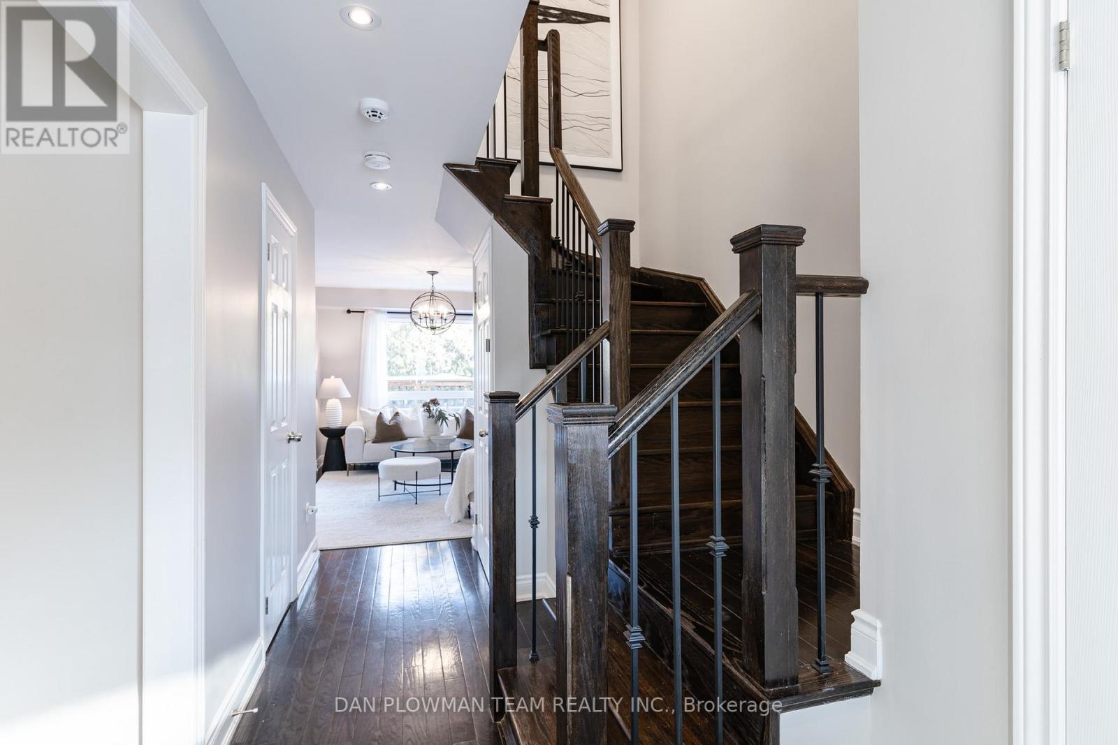 3 Teddington Crescent, Whitby, Ontario  L1R 1S4 - Photo 5 - E12797980