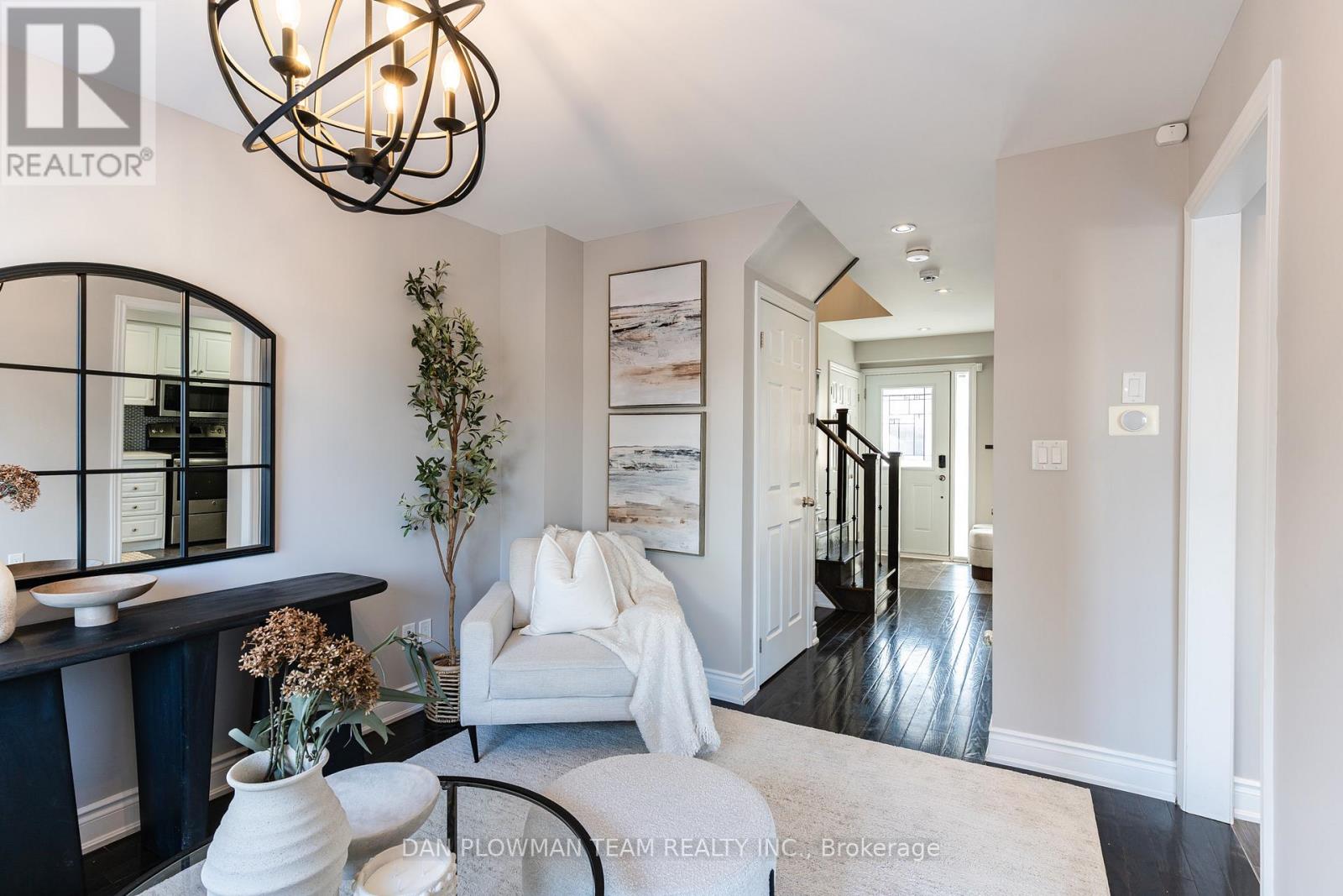 3 Teddington Crescent, Whitby, Ontario  L1R 1S4 - Photo 6 - E12797980