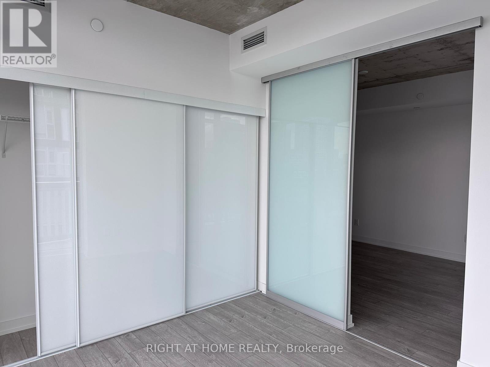 705 - 45 Baseball Place, Toronto, Ontario  M4M 0H1 - Photo 14 - E12798000