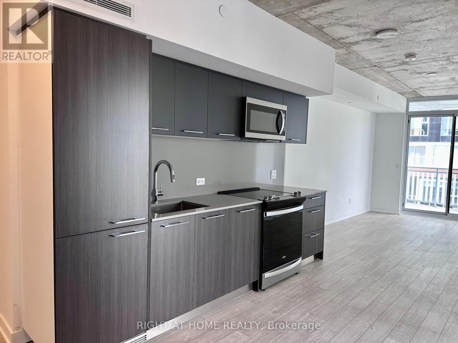 705 - 45 Baseball Place, Toronto, Ontario  M4M 0H1 - Photo 5 - E12798000