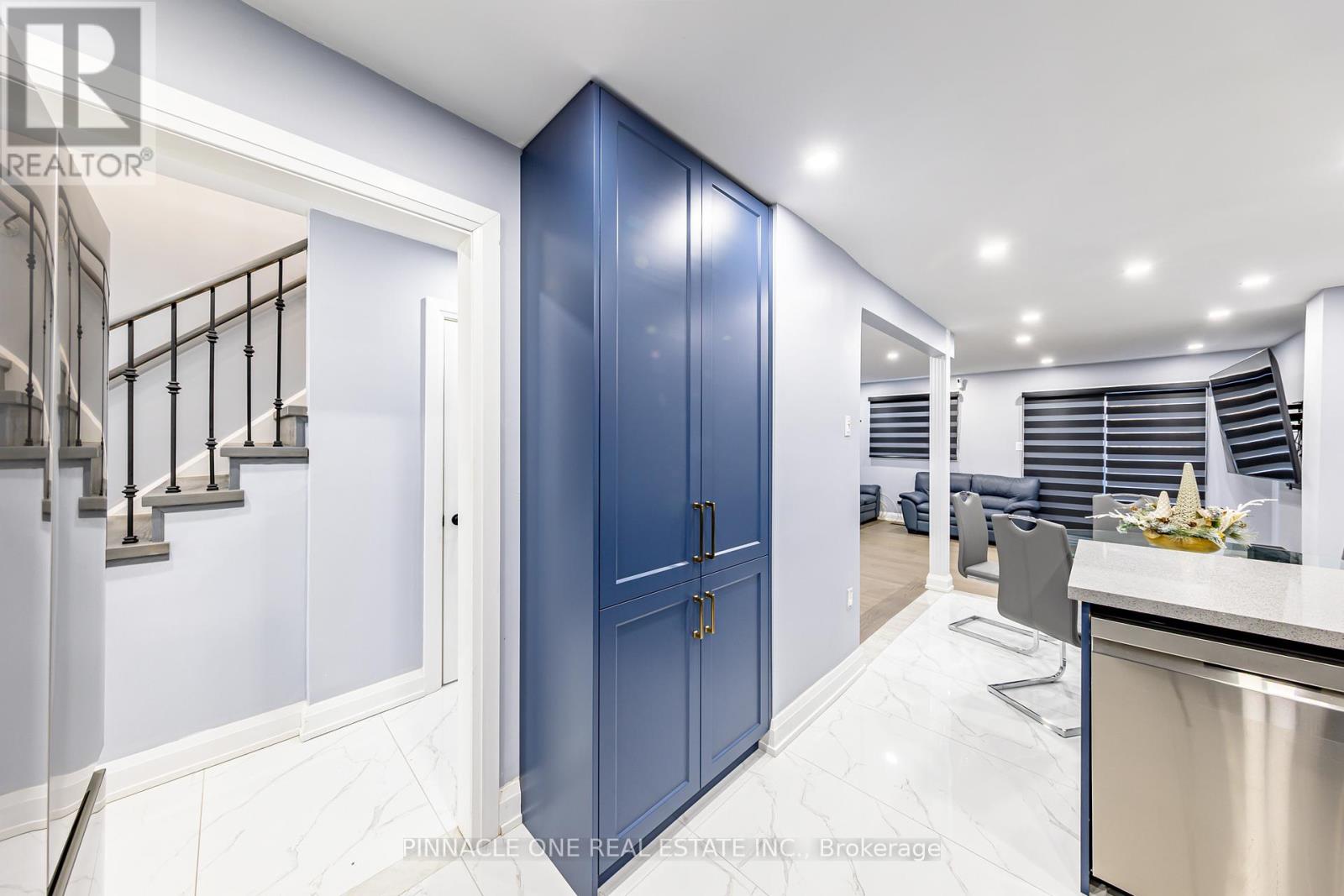 6 Mansewood Gardens, Toronto, Ontario  M1E 5A6 - Photo 13 - E12798056