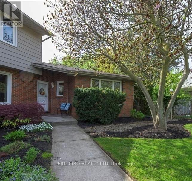 2 - 54 COTTONWOOD CRESCENT, London North, Ontario