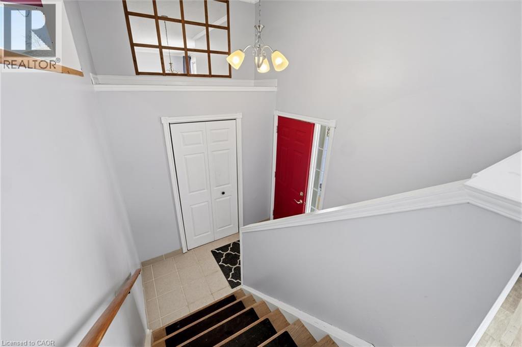 379 S Southworth Street S, Welland, Ontario  L3B 2A1 - Photo 19 - 40805985