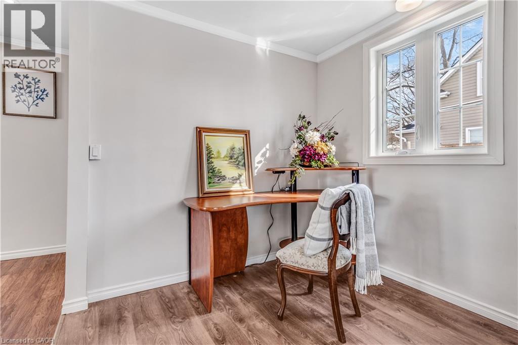 13 Devitt Avenue N, Waterloo, Ontario  N2J 3E7 - Photo 17 - 40805682