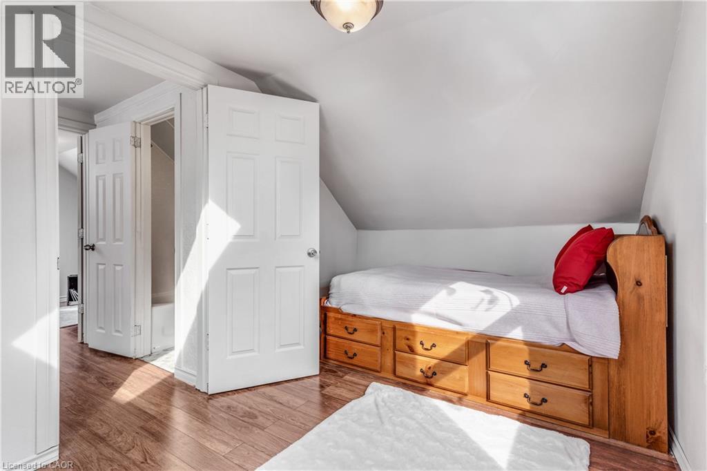 13 Devitt Avenue N, Waterloo, Ontario  N2J 3E7 - Photo 23 - 40805682