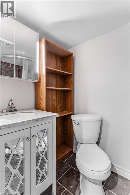 13 Devitt Avenue N, Waterloo, Ontario  N2J 3E7 - Photo 35 - 40805682