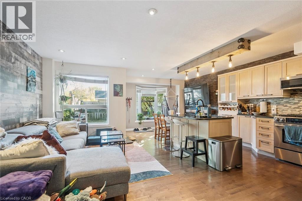 27 Pettit Street, Stoney Creek, Ontario  L8E 5V7 - Photo 13 - 40805528