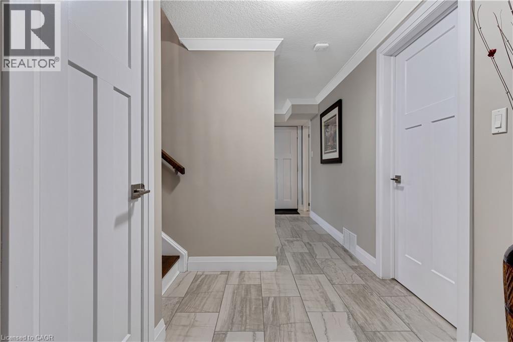 31 Dayman Court, Waterloo, Ontario N2M 3A1 - Photo 22 - 40805059