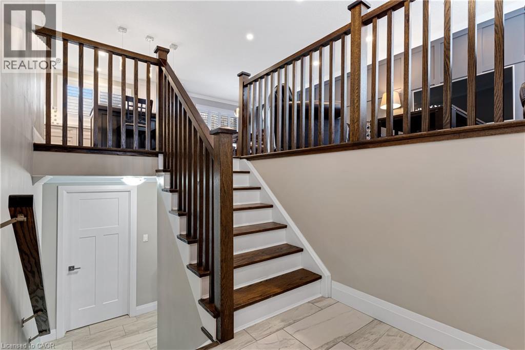 31 Dayman Court, Waterloo, Ontario N2M 3A1 - Photo 4 - 40805059