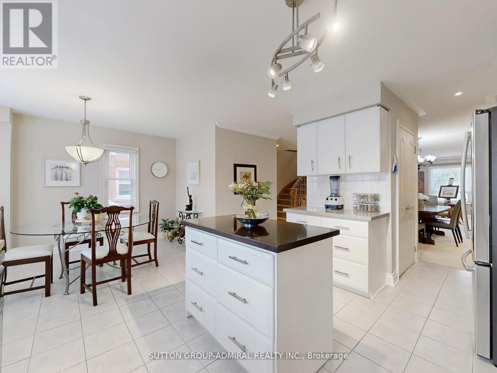 105 - 105 Leah Crescent, Vaughan, Ontario  L4J 8C4 - Photo 13 - N12797992