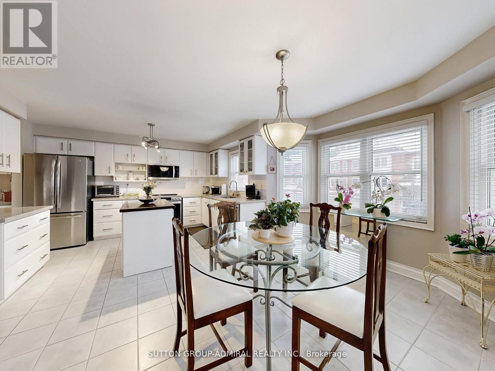 105 - 105 Leah Crescent, Vaughan, Ontario  L4J 8C4 - Photo 16 - N12797992